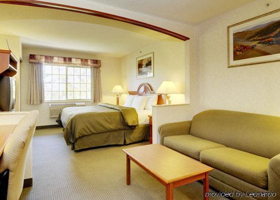 Four Points By Sheraton Chicago Шаумбург Номер фото